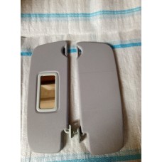 Козырьки солнцезащитные 1118-8204010/11 (с зеркалом)